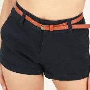 TWILL BELTED CUFF SHORTS